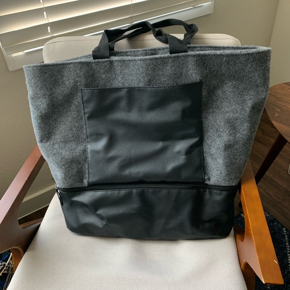 DSW Bags Weekender Bag With Shoe Compartment Poshmark